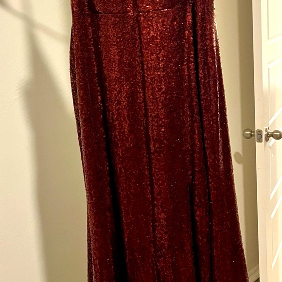 Worn once! Merlot sequence size 6 - Picture 2 of 6